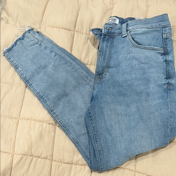 Kensie Light Blue Ankle Jeans - Picture 1 of 9